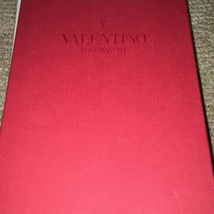 Valentino D’orsay T.